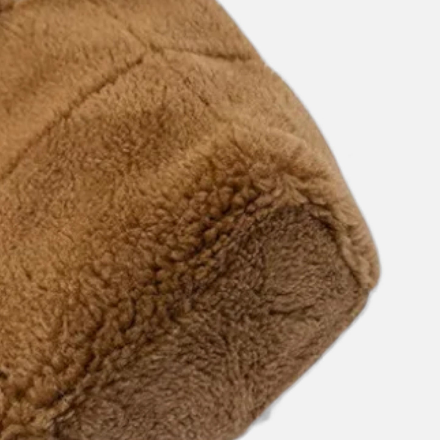 La Cartiera | Women’s Lambswool Plush Tote Bag