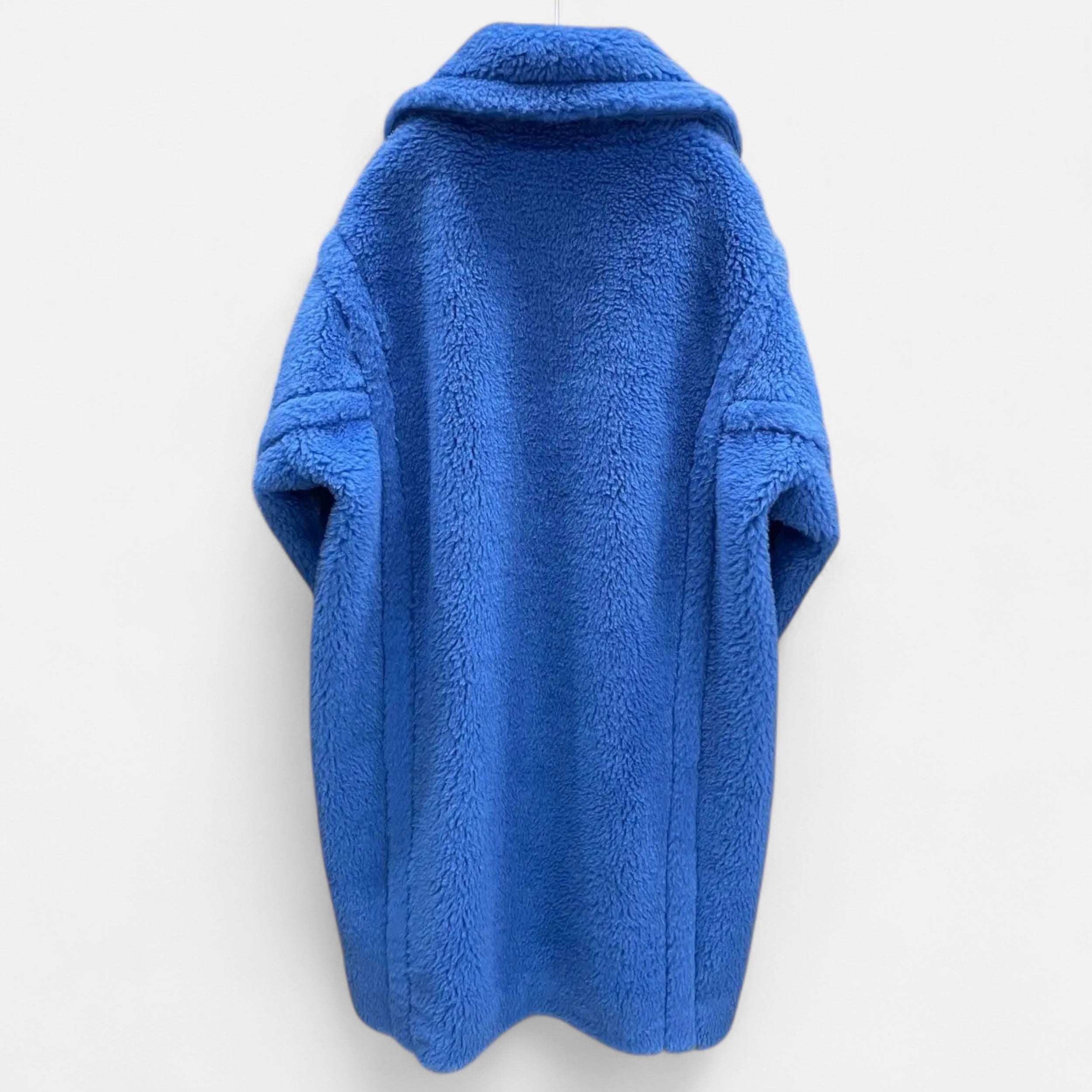 La Cartiera | Women’s Elegant Faux Fur Outerwear