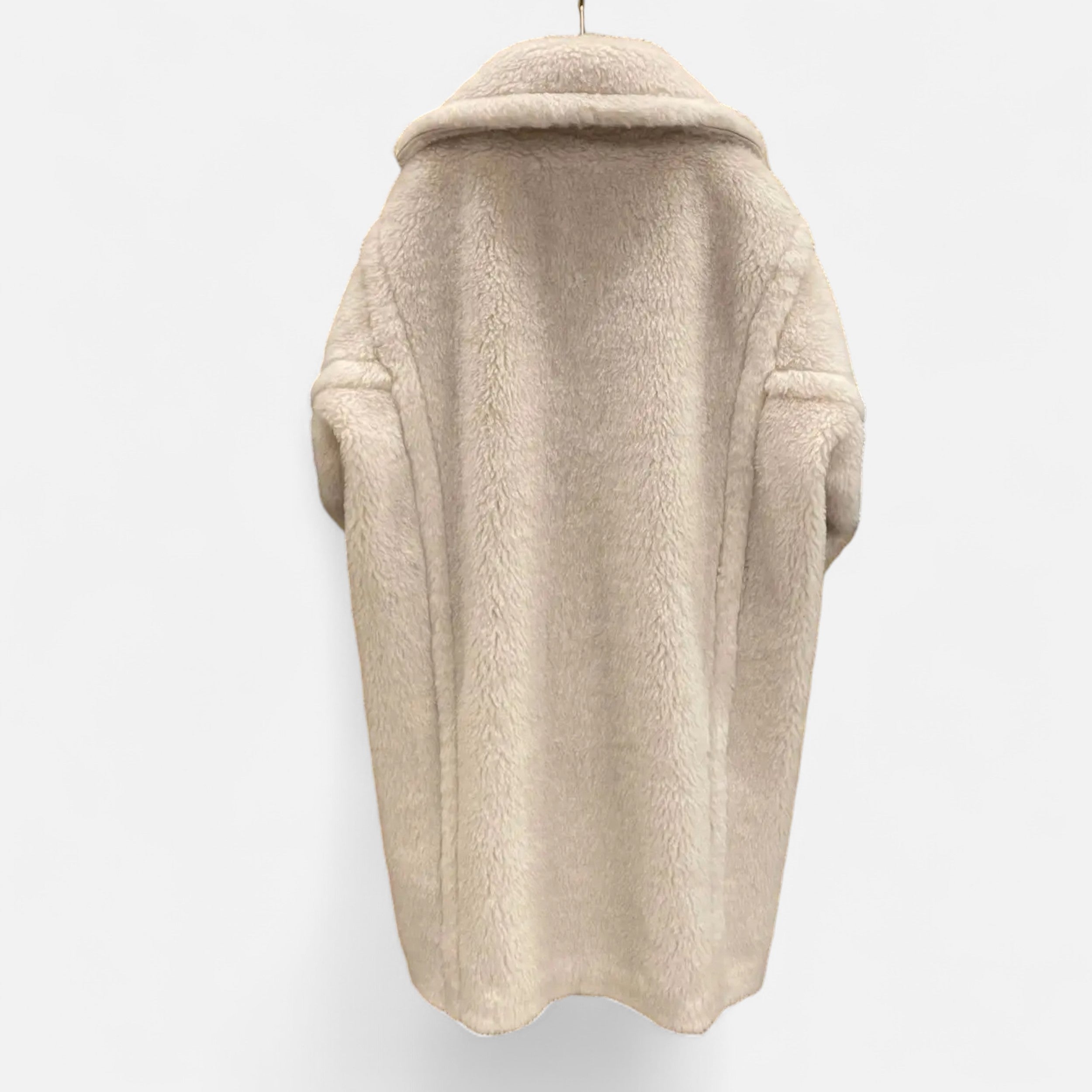 La Cartiera | Women’s Elegant Faux Fur Outerwear