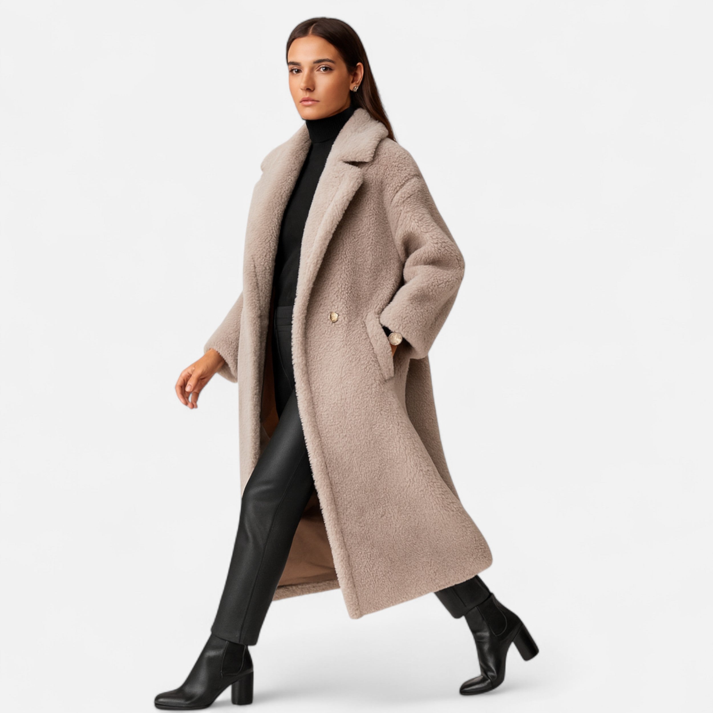 La Cartiera | Women’s Elegant Faux Fur Outerwear