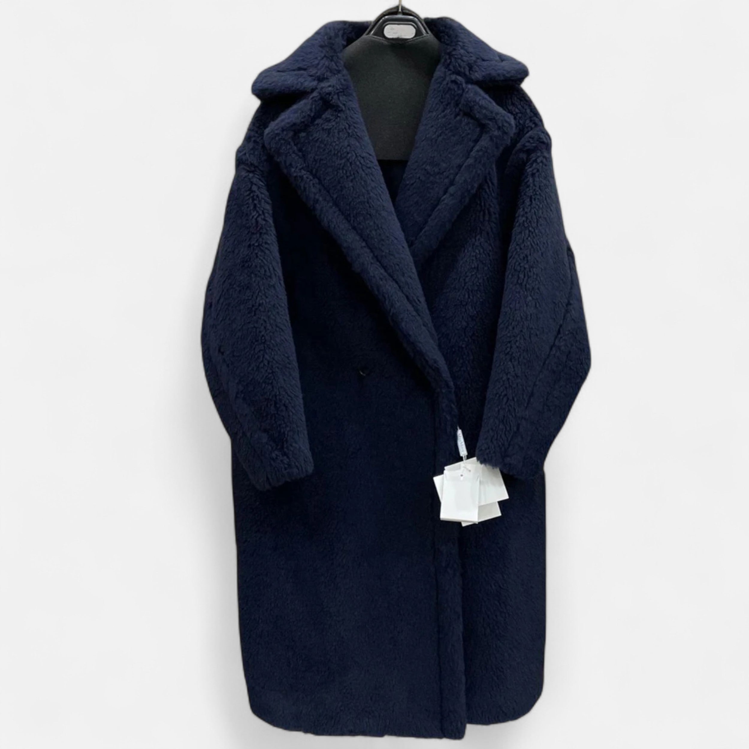 La Cartiera | Women’s Elegant Faux Fur Outerwear