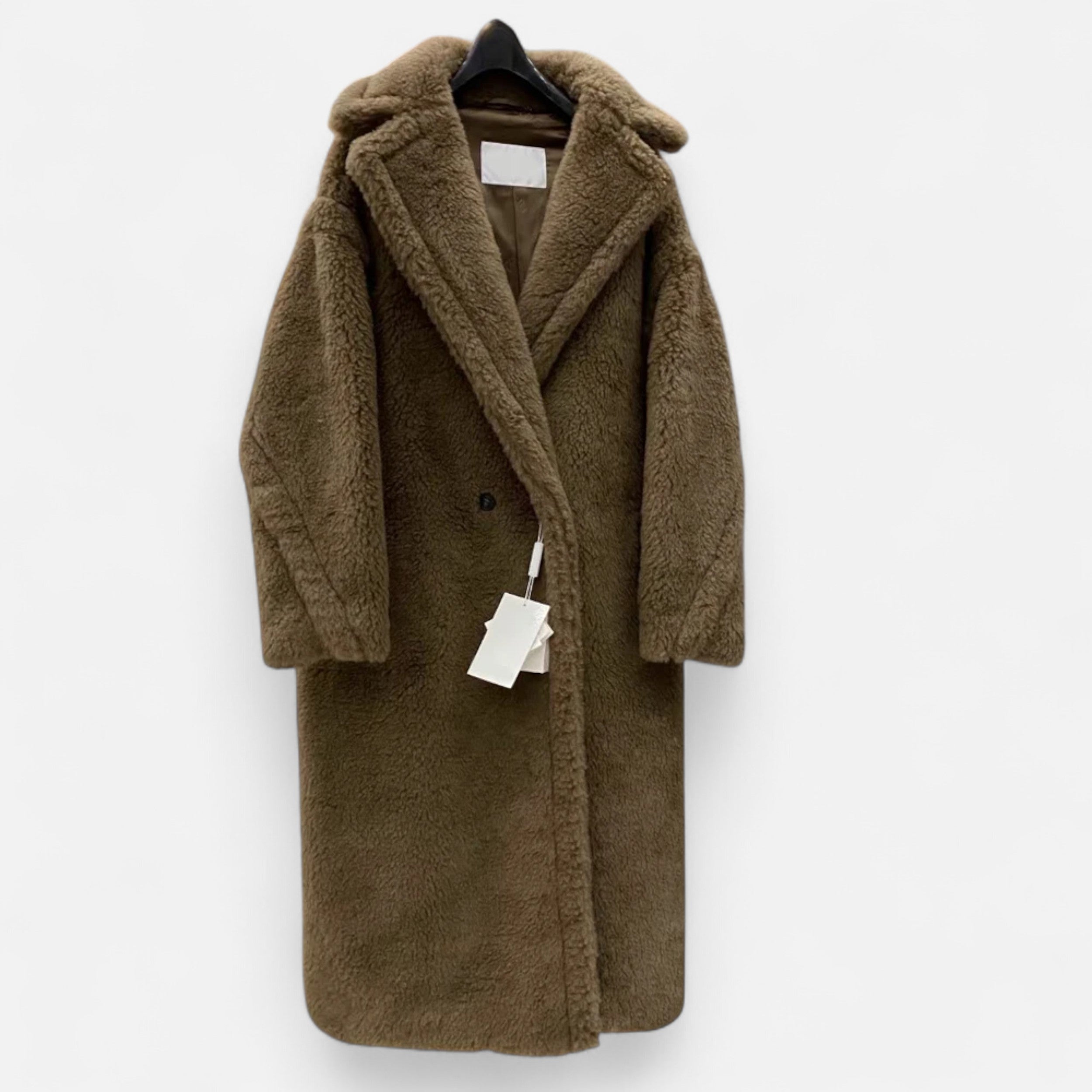 La Cartiera | Women’s Elegant Faux Fur Outerwear